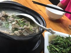 -山里人家土菜馆(茅山店)