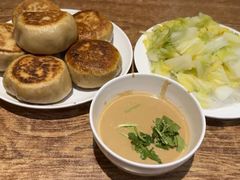 -清真吴记门钉肉饼·喜多利