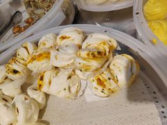 -老面包子·粥(龙福苑店)