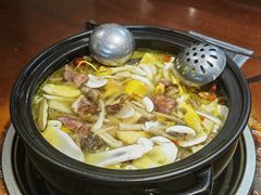 -菌之家·专业纯野生菌火锅·特色炒菌