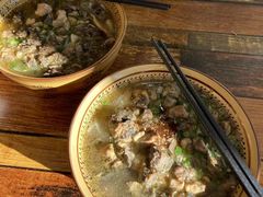 -正宗李家土鸡米线店