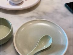 -蝴蝶里·粤菜·点心(滨江龙湖店)