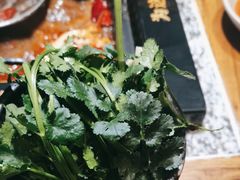 -老牌坊云南鱼豆花火锅(哈西万达店)