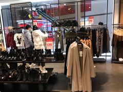 -ZARA(恒隆广场店)