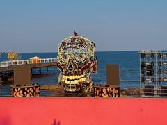 -北戴河碧螺塔海上酒吧公园