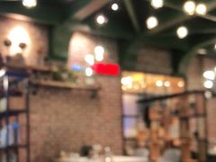 大堂-河坝烧烤串城(金达莱店)