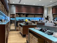 -UGG(燕莎奥特莱斯购物中心店)