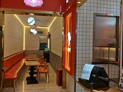 -白玉兰食品甜凤店(合生汇店)