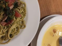 -萨莉亚意式餐厅(新洲家乐福店)