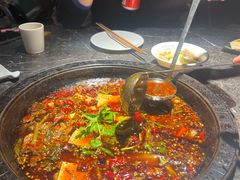 -大鱼山房鱼头火锅(老字号品质店)