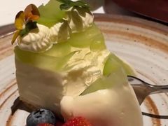 -Mogul Eatery·大亨餐酒馆