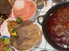 -旧街市鲜货老火锅(大光路店)