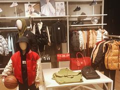 -NIKE品牌体验店(南京东路店)