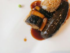 葱烧海参配乌米菌-鲁采LU STYLE(新天地店)