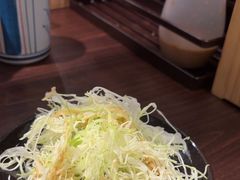 卷心菜沙拉-蒜香焼肉PURUSHIN(马场路店)