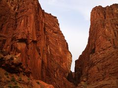 -天山神秘大峡谷
