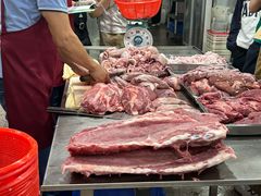 -标记美食新鲜猪杂(兴南大道店)