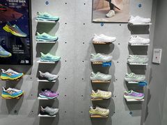 -HOKA(北京蓝色港湾店)