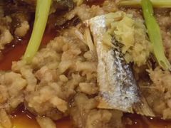 咸鱼蒸肉饼-煲煲掂风味煲仔饭餐厅(西区店)