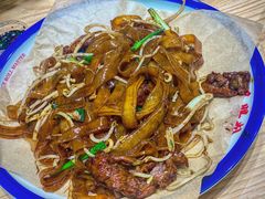 传统干炒牛河-荔银肠粉·非遗手藝(夫子庙店)