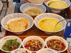 -李与白包子铺(桐梓林店)