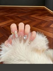 -赢韵美甲美睫瑞士净斑中心