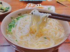 -亮亮面馆(经六路店)