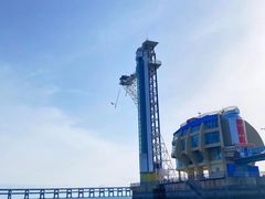 -星海蹦极娱乐