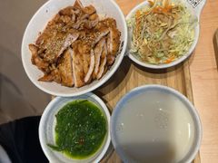 -熊吞·大碗丼烧肉饭(西市场嘉华店)