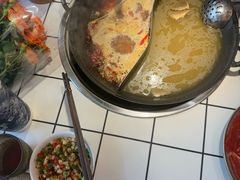 -热火朝天鲜切牛肉火锅(南强街巷店)