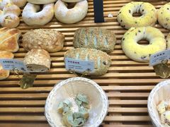 -焙丽拾光(麦凯乐直营店)