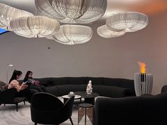 -涨巢·潮玩水疗局