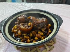 猪尾巴黄豆煲-阿隆煲店(秀仁苑店)