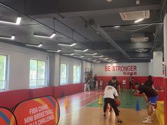 -悦动体能篮球羽毛球网球(三里河店)