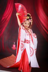 -爱儿宝孕妇儿童亲子摄影(月亮河店)