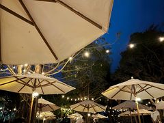 -三亚艾迪逊酒店·海滩烧烤 BARBACOA·现场乐队·浪漫晚餐·烧烤海鲜