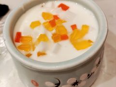 水果酸奶杯-七八冷面·延边朝鲜族美食(欢乐谷店)