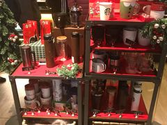 -星巴克臻选(周浦万达店)