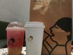 -喜茶(青岛金狮广场店)