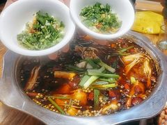 -乡土特色.冷锅鱼.牦牛肉汤锅