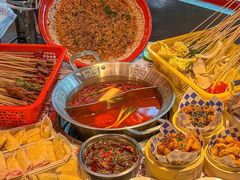 -大芊金重庆串串火锅(南京路店)