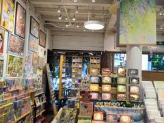 -猫的天空之城概念书店(杭州南宋御街店)