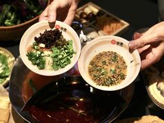 -由衷贵州酸汤牛肉火锅(新桥店)