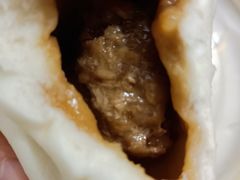 -白玉兰食品甜凤店(合生汇店)
