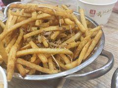 -江城燕子大排档(江汉路步行街店)