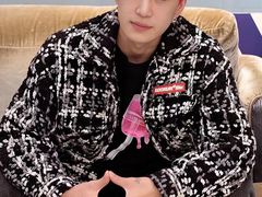 -鸿通城购物中心