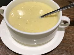 -丽莎沙拉轻食餐厅(国贸店)