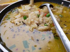 -有红鸡毛店·川菜(建设路店)