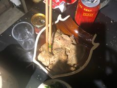 -茅草房·河畔园林火锅