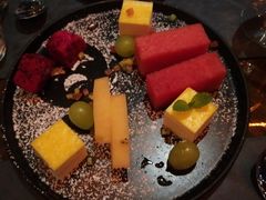 甜品游乐园-YUE·6·西式融合餐厅(外滩六号店)